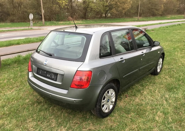 Fiat Stilo cena 8400 przebieg: 220000, rok produkcji 2006 z Poznań małe 106